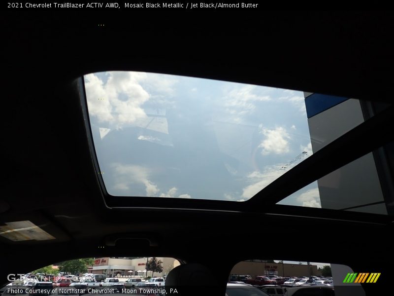 Mosaic Black Metallic / Jet Black/Almond Butter 2021 Chevrolet TrailBlazer ACTIV AWD