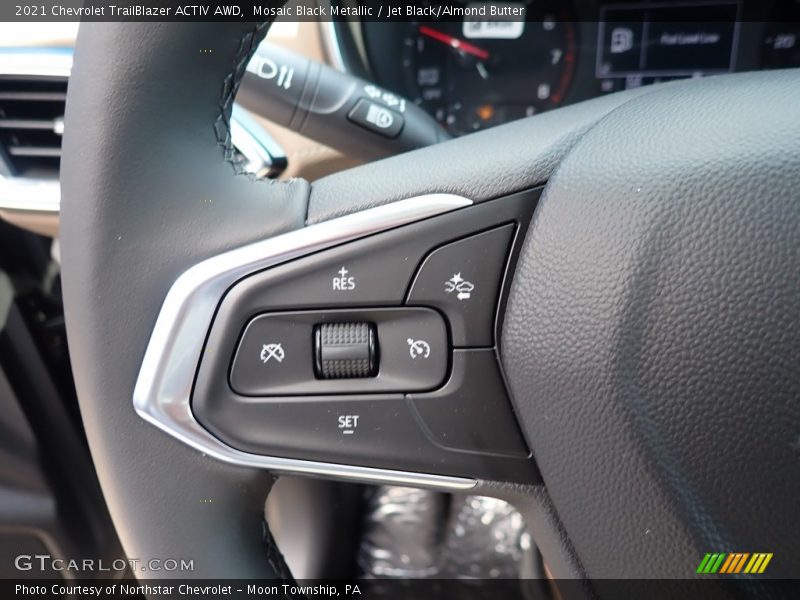  2021 TrailBlazer ACTIV AWD Steering Wheel