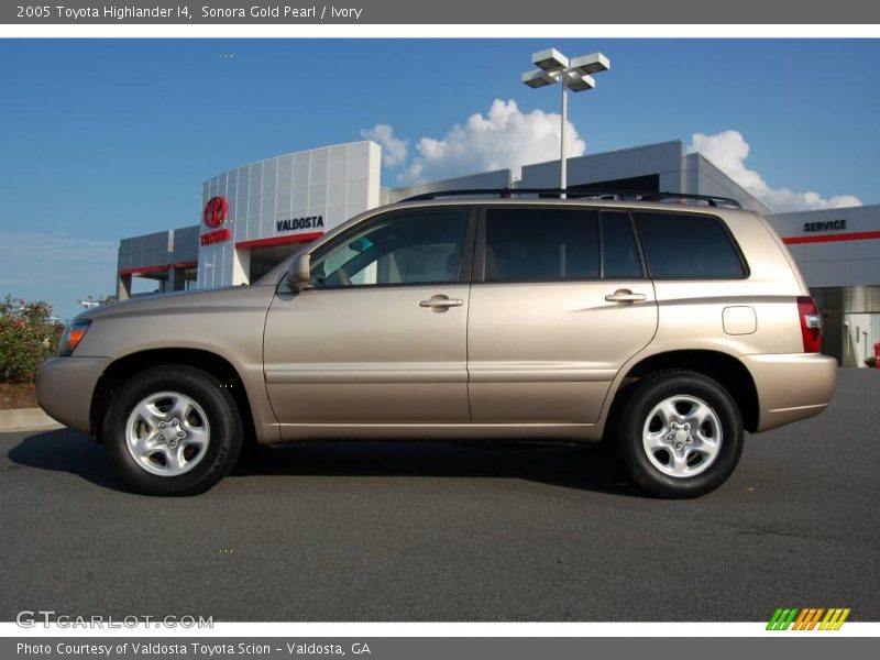 Sonora Gold Pearl / Ivory 2005 Toyota Highlander I4