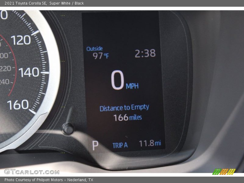 Super White / Black 2021 Toyota Corolla SE