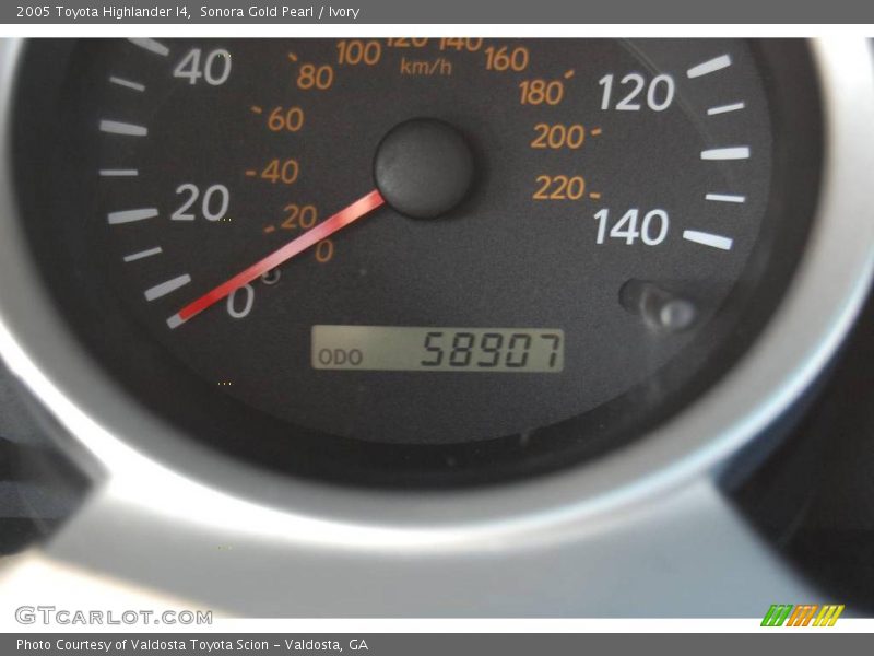 Sonora Gold Pearl / Ivory 2005 Toyota Highlander I4