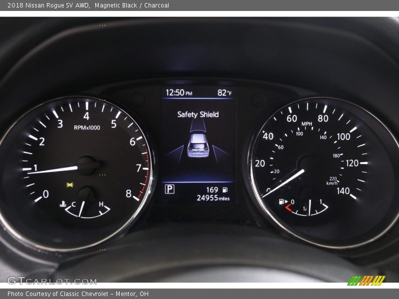 Magnetic Black / Charcoal 2018 Nissan Rogue SV AWD