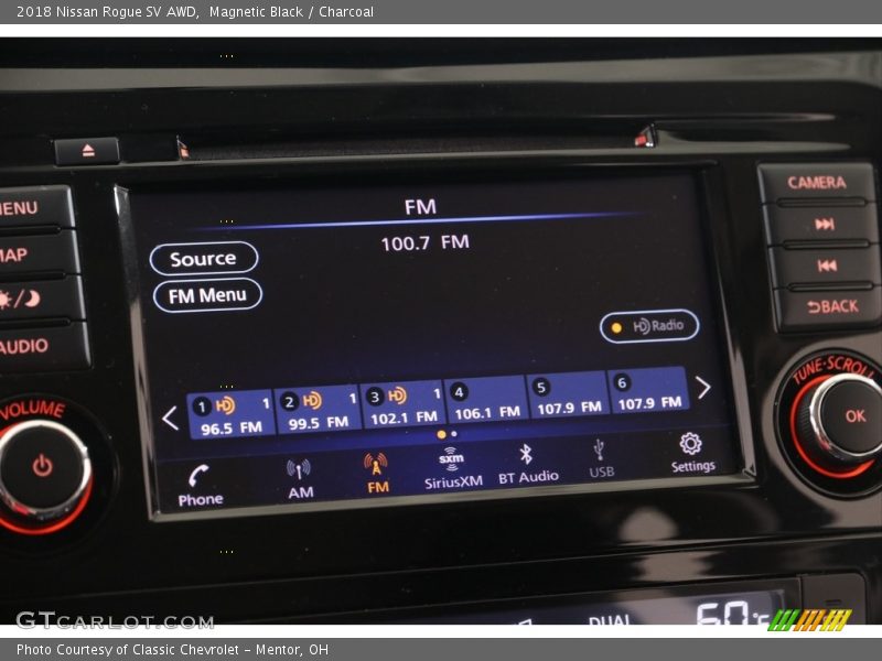 Magnetic Black / Charcoal 2018 Nissan Rogue SV AWD