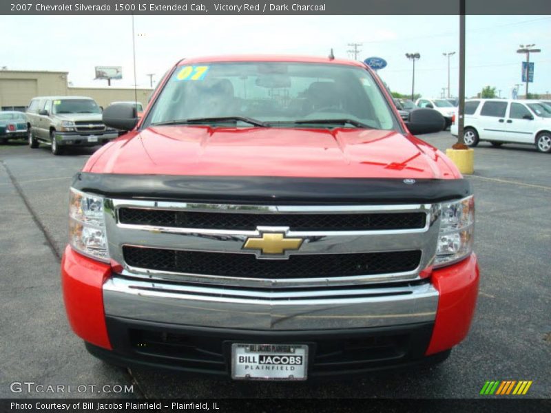 Victory Red / Dark Charcoal 2007 Chevrolet Silverado 1500 LS Extended Cab