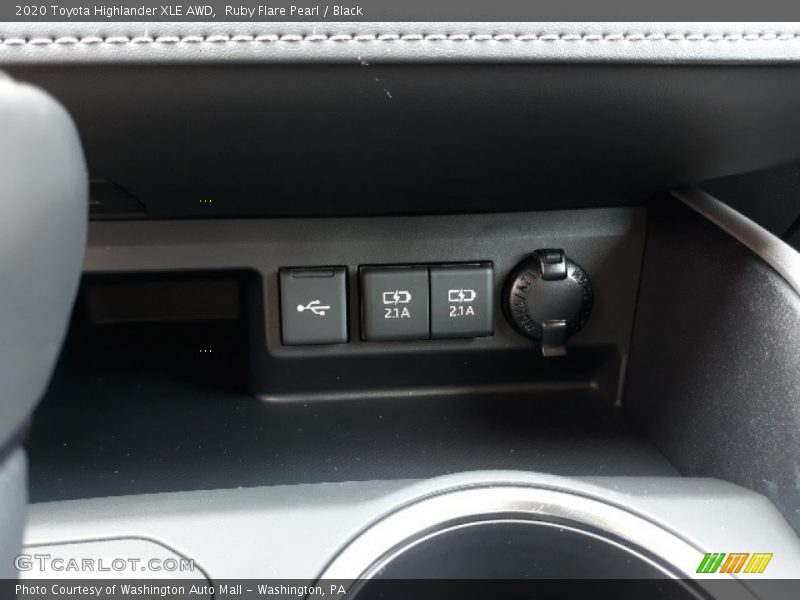 Ruby Flare Pearl / Black 2020 Toyota Highlander XLE AWD