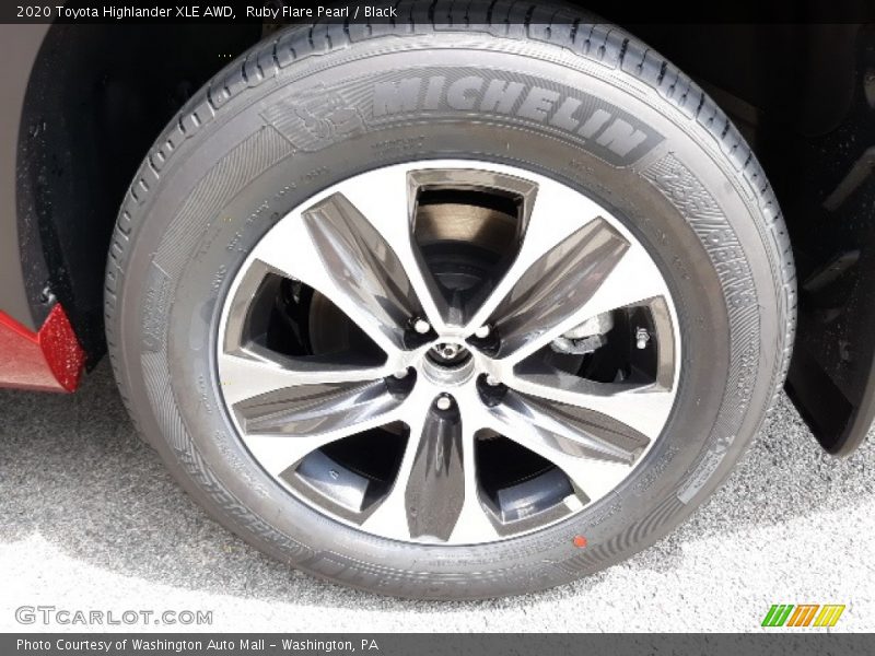 Ruby Flare Pearl / Black 2020 Toyota Highlander XLE AWD