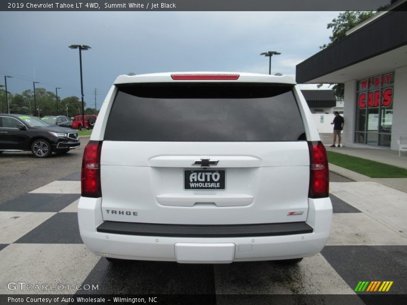 Summit White / Jet Black 2019 Chevrolet Tahoe LT 4WD