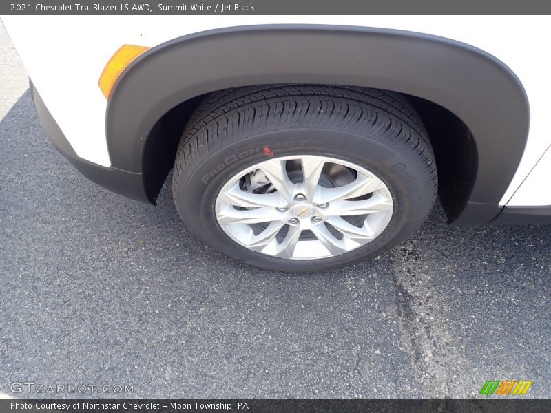 Summit White / Jet Black 2021 Chevrolet TrailBlazer LS AWD