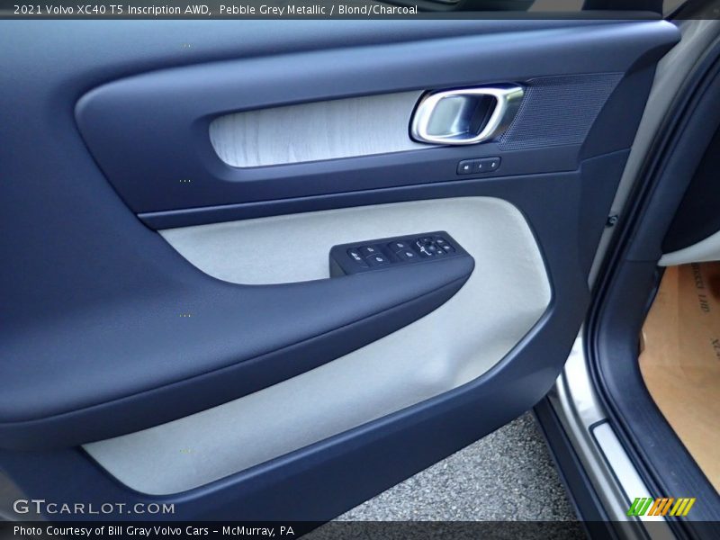 Pebble Grey Metallic / Blond/Charcoal 2021 Volvo XC40 T5 Inscription AWD