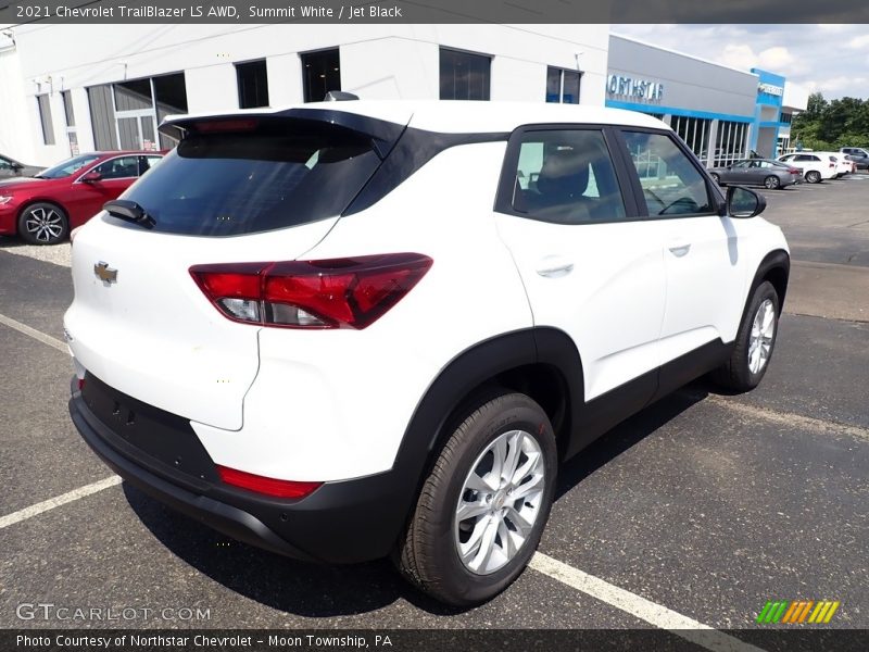 Summit White / Jet Black 2021 Chevrolet TrailBlazer LS AWD