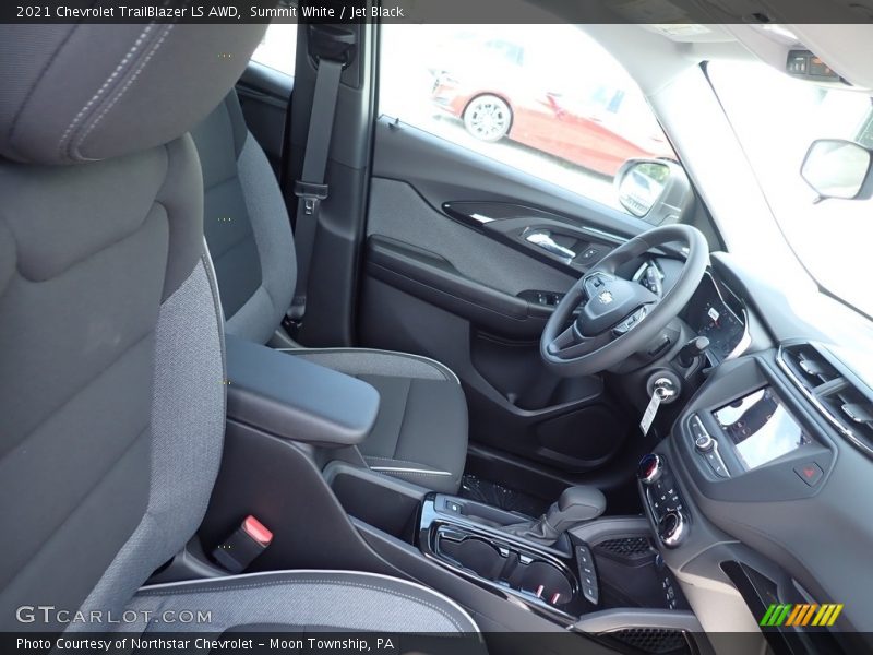 Summit White / Jet Black 2021 Chevrolet TrailBlazer LS AWD