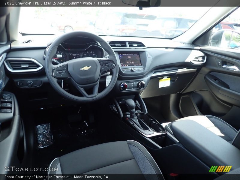 Summit White / Jet Black 2021 Chevrolet TrailBlazer LS AWD