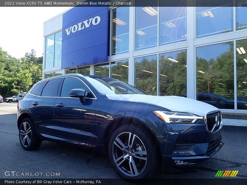 Front 3/4 View of 2021 XC60 T5 AWD Momentum