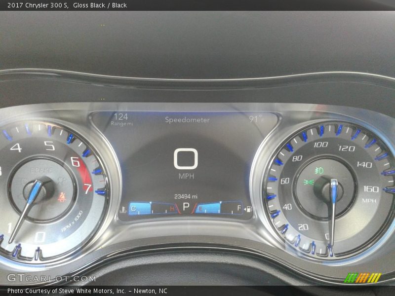Gloss Black / Black 2017 Chrysler 300 S