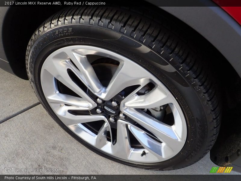  2017 MKX Reserve AWD Wheel