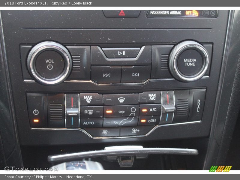 Ruby Red / Ebony Black 2018 Ford Explorer XLT