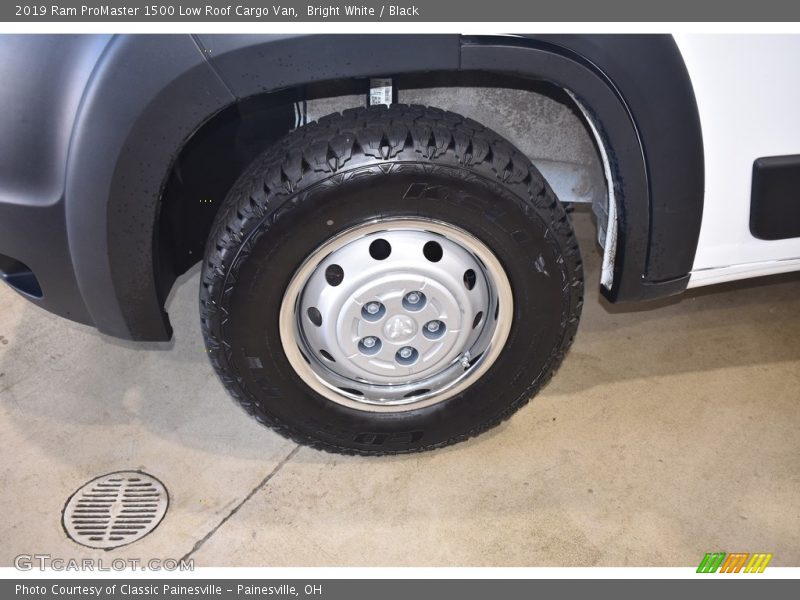 Bright White / Black 2019 Ram ProMaster 1500 Low Roof Cargo Van