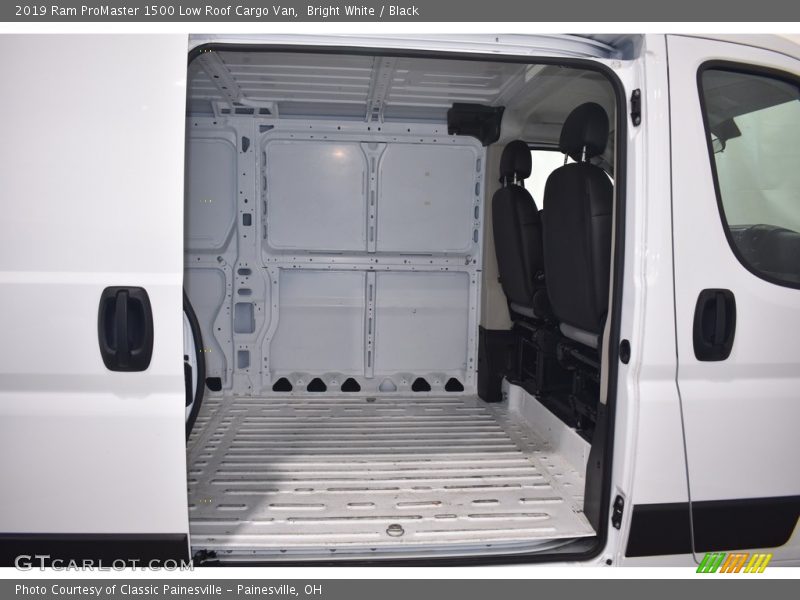 Bright White / Black 2019 Ram ProMaster 1500 Low Roof Cargo Van