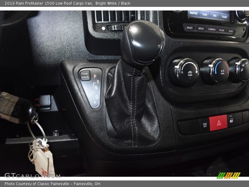Bright White / Black 2019 Ram ProMaster 1500 Low Roof Cargo Van