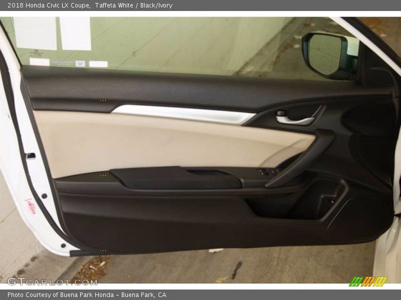 Taffeta White / Black/Ivory 2018 Honda Civic LX Coupe