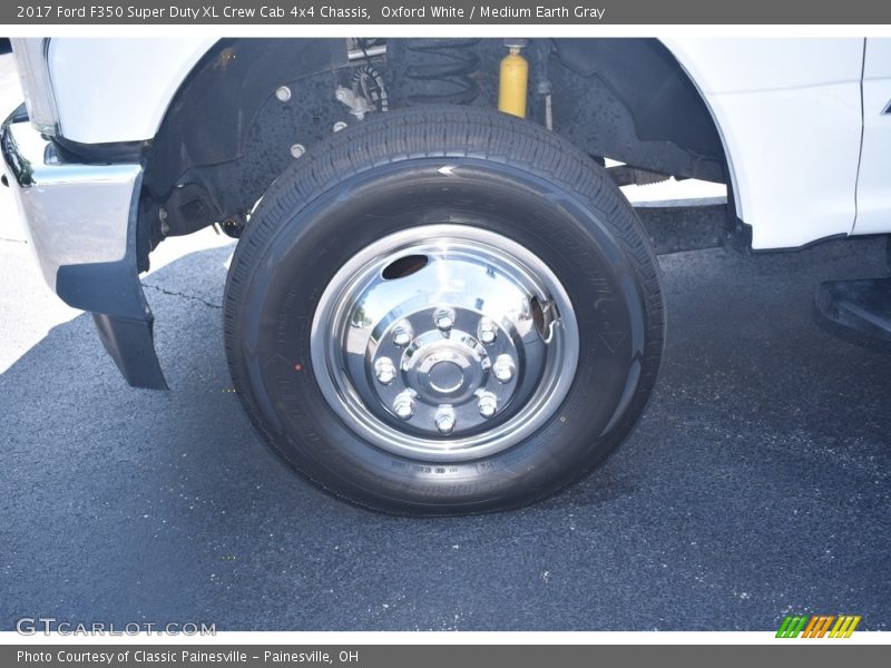 Oxford White / Medium Earth Gray 2017 Ford F350 Super Duty XL Crew Cab 4x4 Chassis