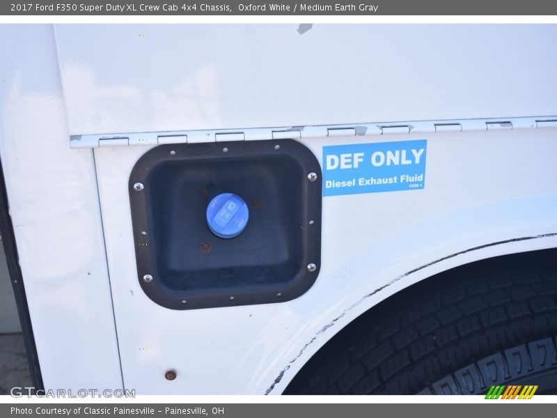 Oxford White / Medium Earth Gray 2017 Ford F350 Super Duty XL Crew Cab 4x4 Chassis