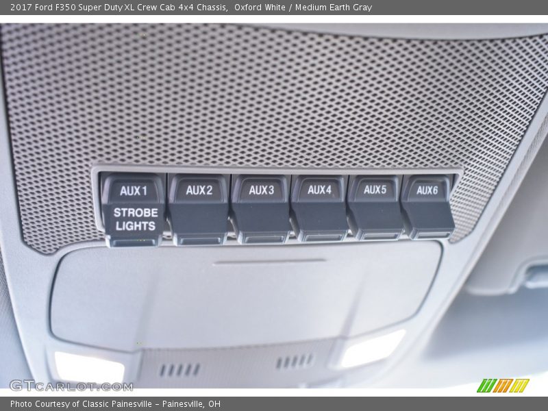 Oxford White / Medium Earth Gray 2017 Ford F350 Super Duty XL Crew Cab 4x4 Chassis