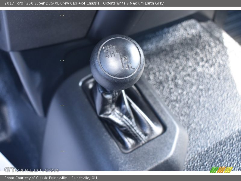 Oxford White / Medium Earth Gray 2017 Ford F350 Super Duty XL Crew Cab 4x4 Chassis