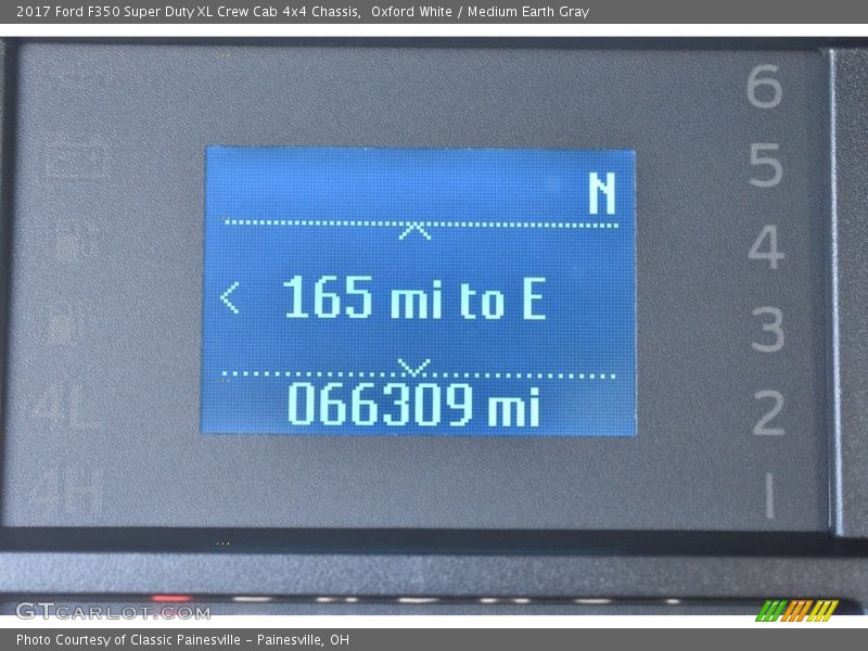 Oxford White / Medium Earth Gray 2017 Ford F350 Super Duty XL Crew Cab 4x4 Chassis