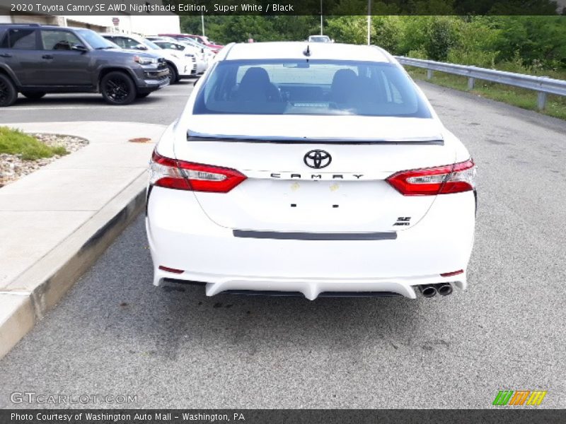 Super White / Black 2020 Toyota Camry SE AWD Nightshade Edition