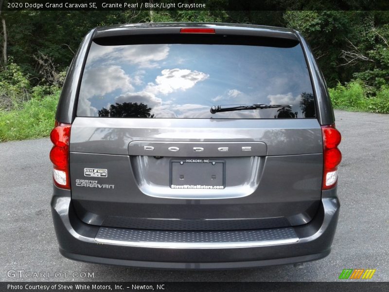 Granite Pearl / Black/Light Graystone 2020 Dodge Grand Caravan SE