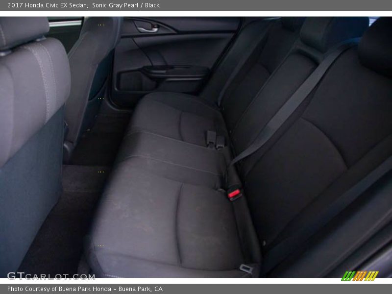 Sonic Gray Pearl / Black 2017 Honda Civic EX Sedan