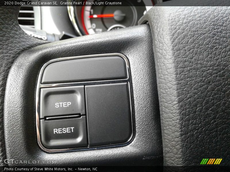Granite Pearl / Black/Light Graystone 2020 Dodge Grand Caravan SE