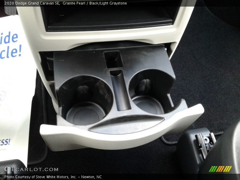 Granite Pearl / Black/Light Graystone 2020 Dodge Grand Caravan SE