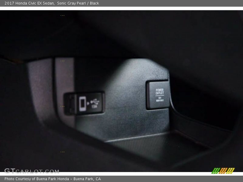 Sonic Gray Pearl / Black 2017 Honda Civic EX Sedan