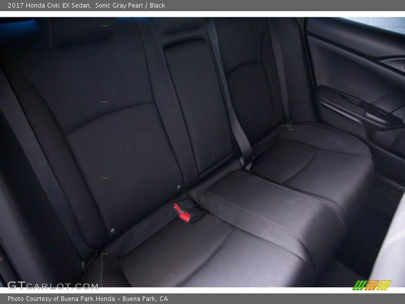 Sonic Gray Pearl / Black 2017 Honda Civic EX Sedan