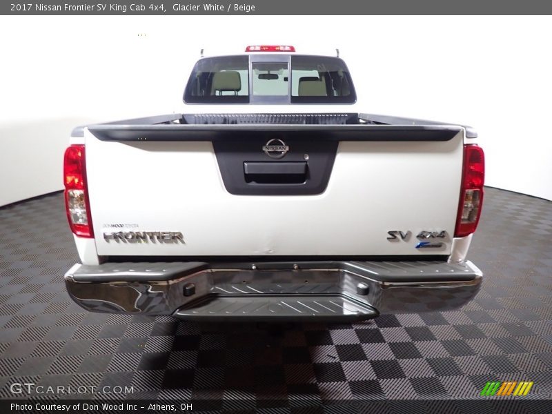 Glacier White / Beige 2017 Nissan Frontier SV King Cab 4x4