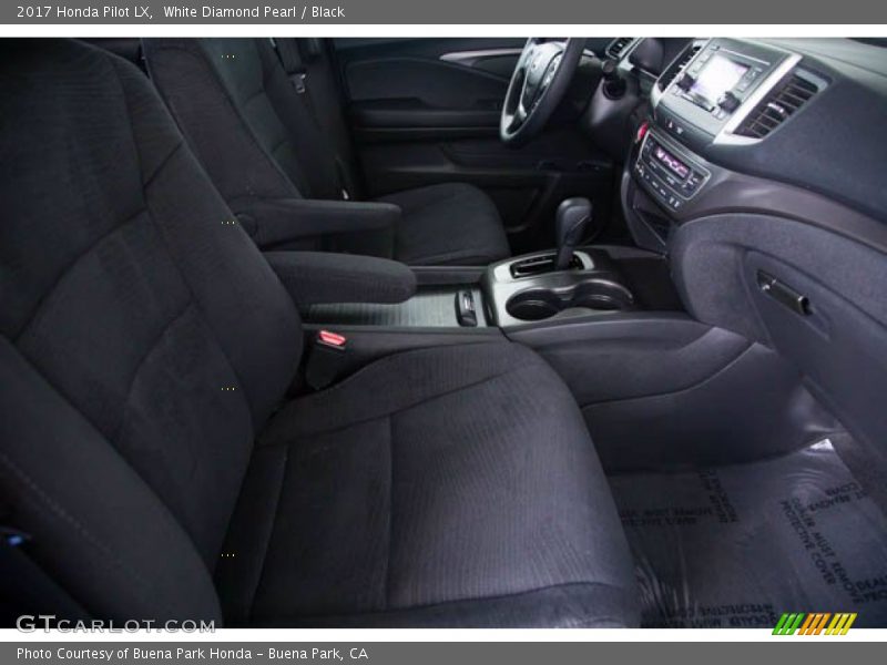 White Diamond Pearl / Black 2017 Honda Pilot LX