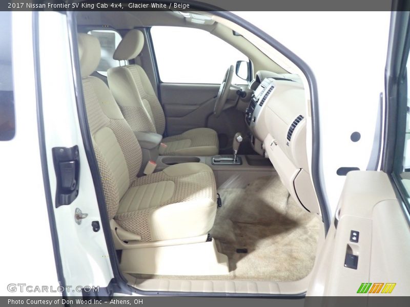 Front Seat of 2017 Frontier SV King Cab 4x4