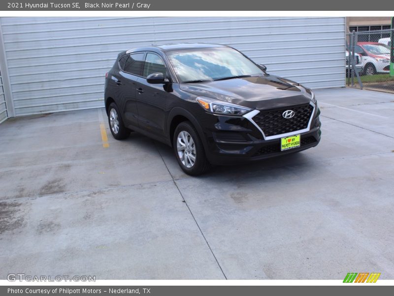 Black Noir Pearl / Gray 2021 Hyundai Tucson SE