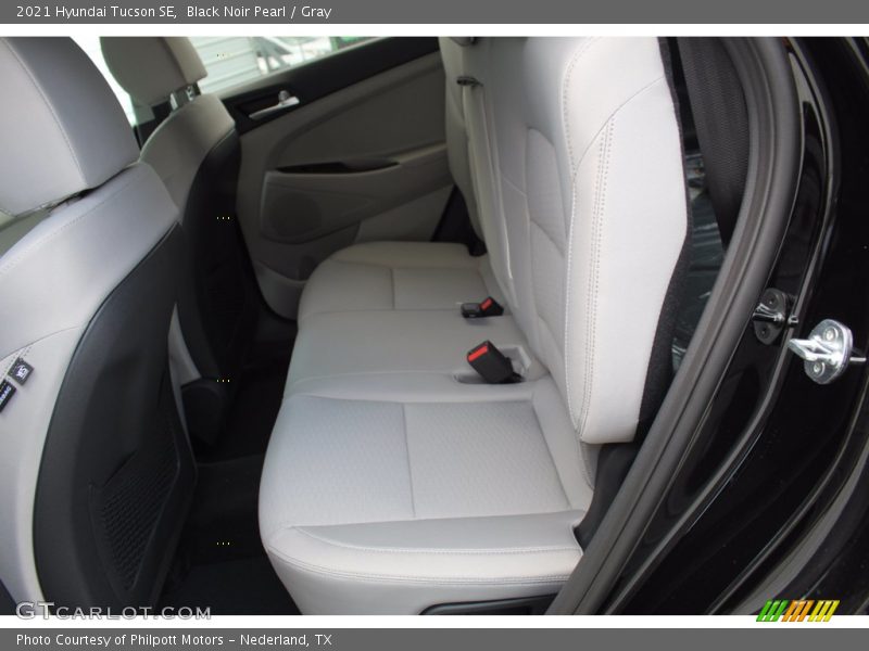 Black Noir Pearl / Gray 2021 Hyundai Tucson SE