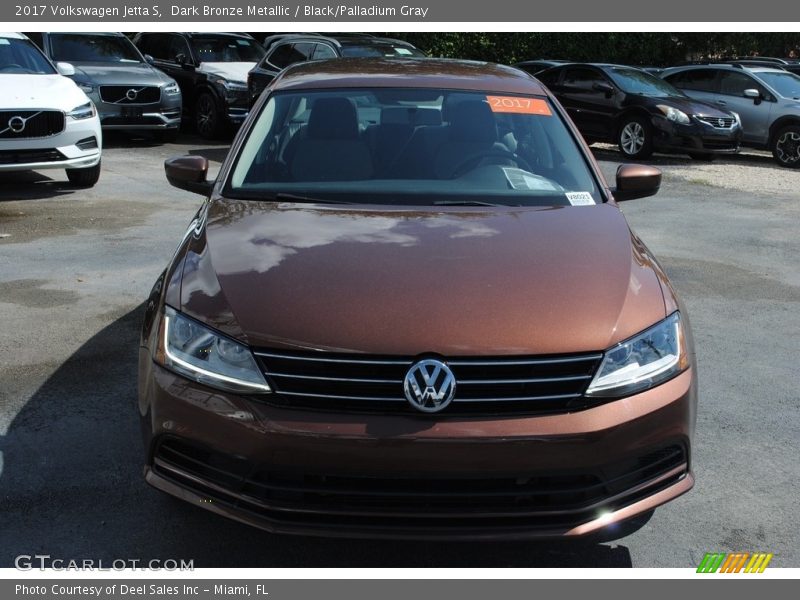 Dark Bronze Metallic / Black/Palladium Gray 2017 Volkswagen Jetta S