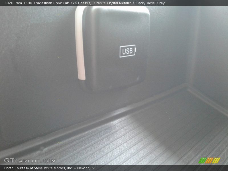 Granite Crystal Metallic / Black/Diesel Gray 2020 Ram 3500 Tradesman Crew Cab 4x4 Chassis