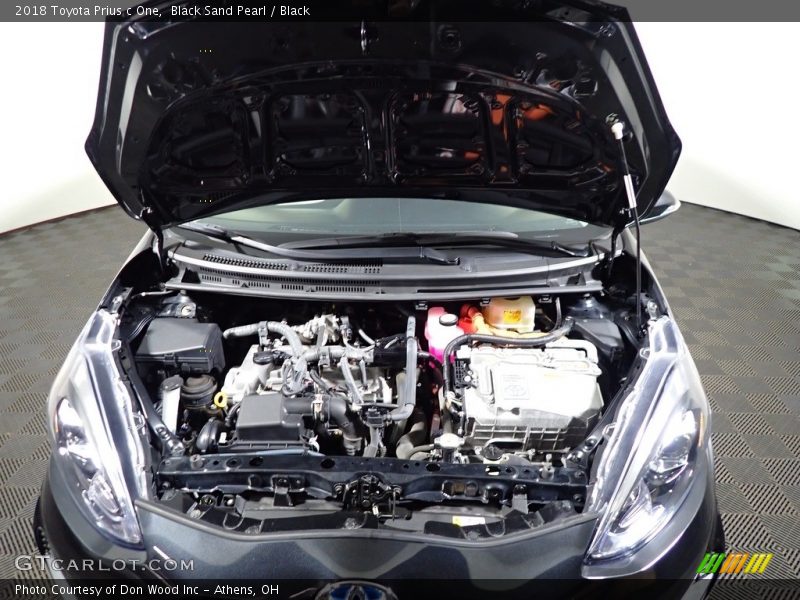 Black Sand Pearl / Black 2018 Toyota Prius c One