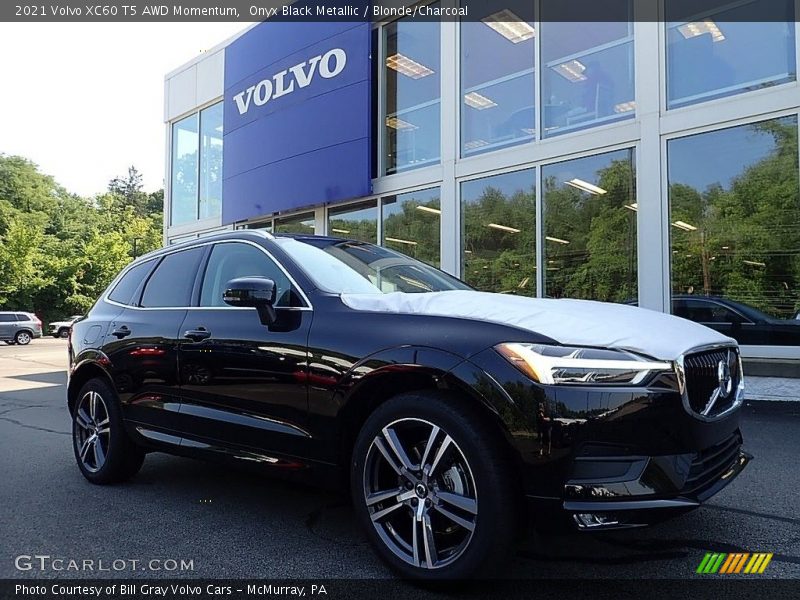 Onyx Black Metallic / Blonde/Charcoal 2021 Volvo XC60 T5 AWD Momentum