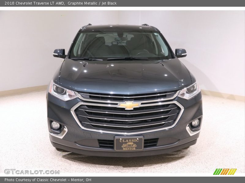 Graphite Metallic / Jet Black 2018 Chevrolet Traverse LT AWD
