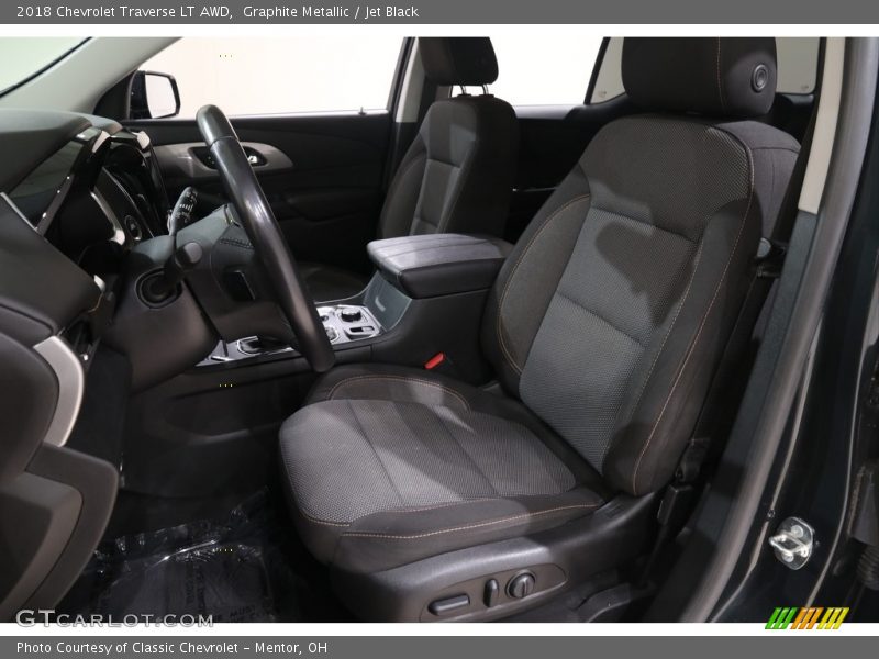 Graphite Metallic / Jet Black 2018 Chevrolet Traverse LT AWD