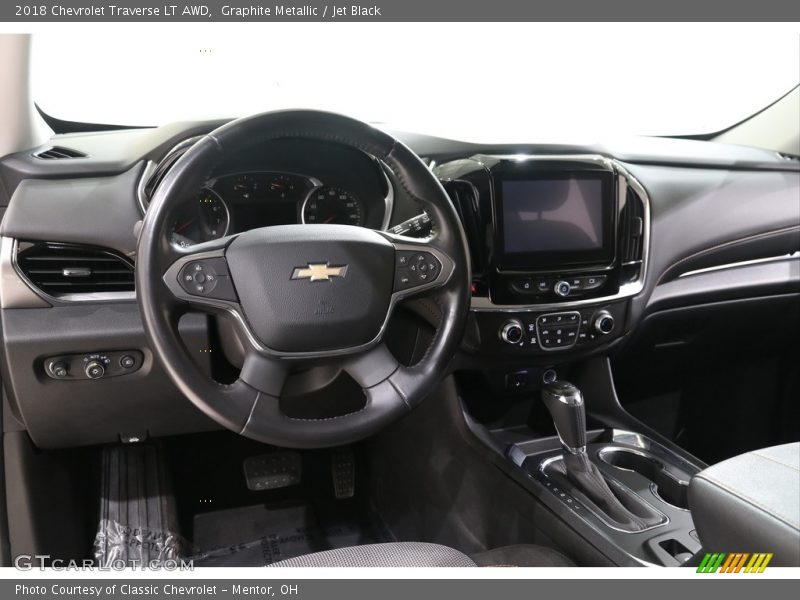 Graphite Metallic / Jet Black 2018 Chevrolet Traverse LT AWD