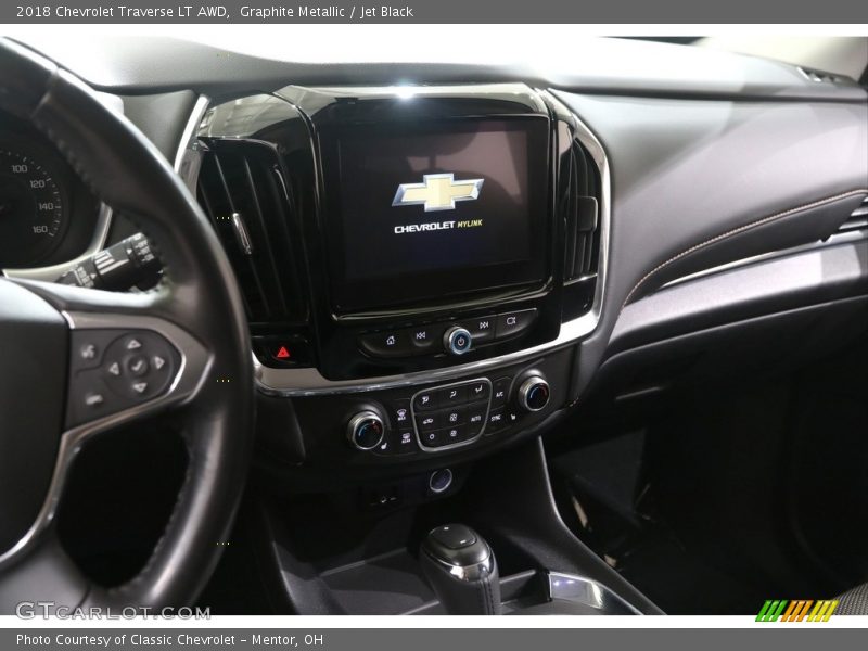 Graphite Metallic / Jet Black 2018 Chevrolet Traverse LT AWD