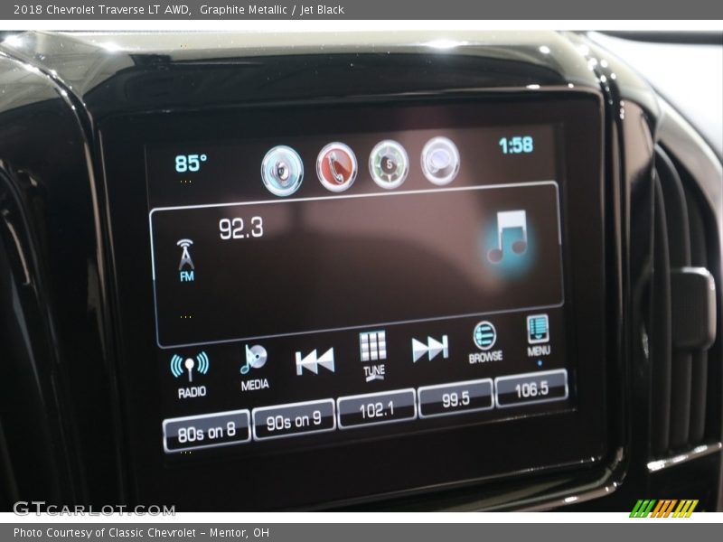Graphite Metallic / Jet Black 2018 Chevrolet Traverse LT AWD